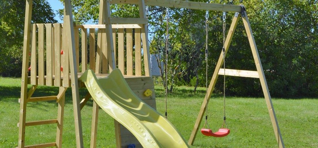 Geriausia vaikų žaidimo aikštelės komplektacija