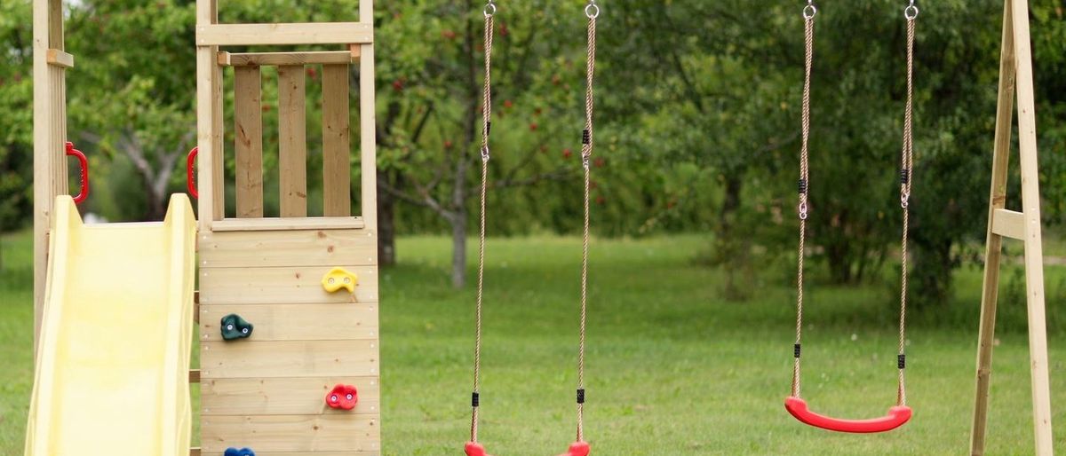 Lauko aikštelės patiems mažiausiems – kokia tinkamiausia